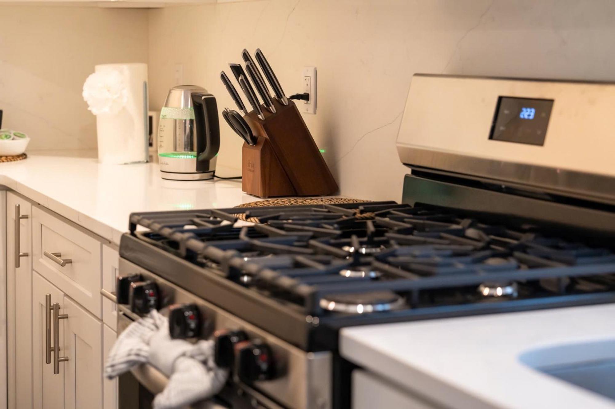 30-1 4Br Boston - Comfortable Apt Near Mbta المظهر الخارجي الصورة